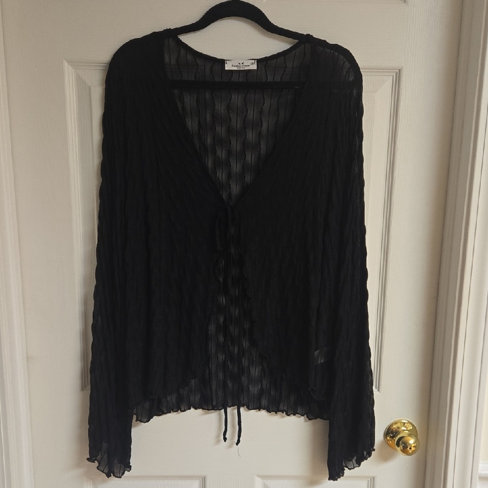 ✨️ NWOT Black Sheer Tie-Front Jacket